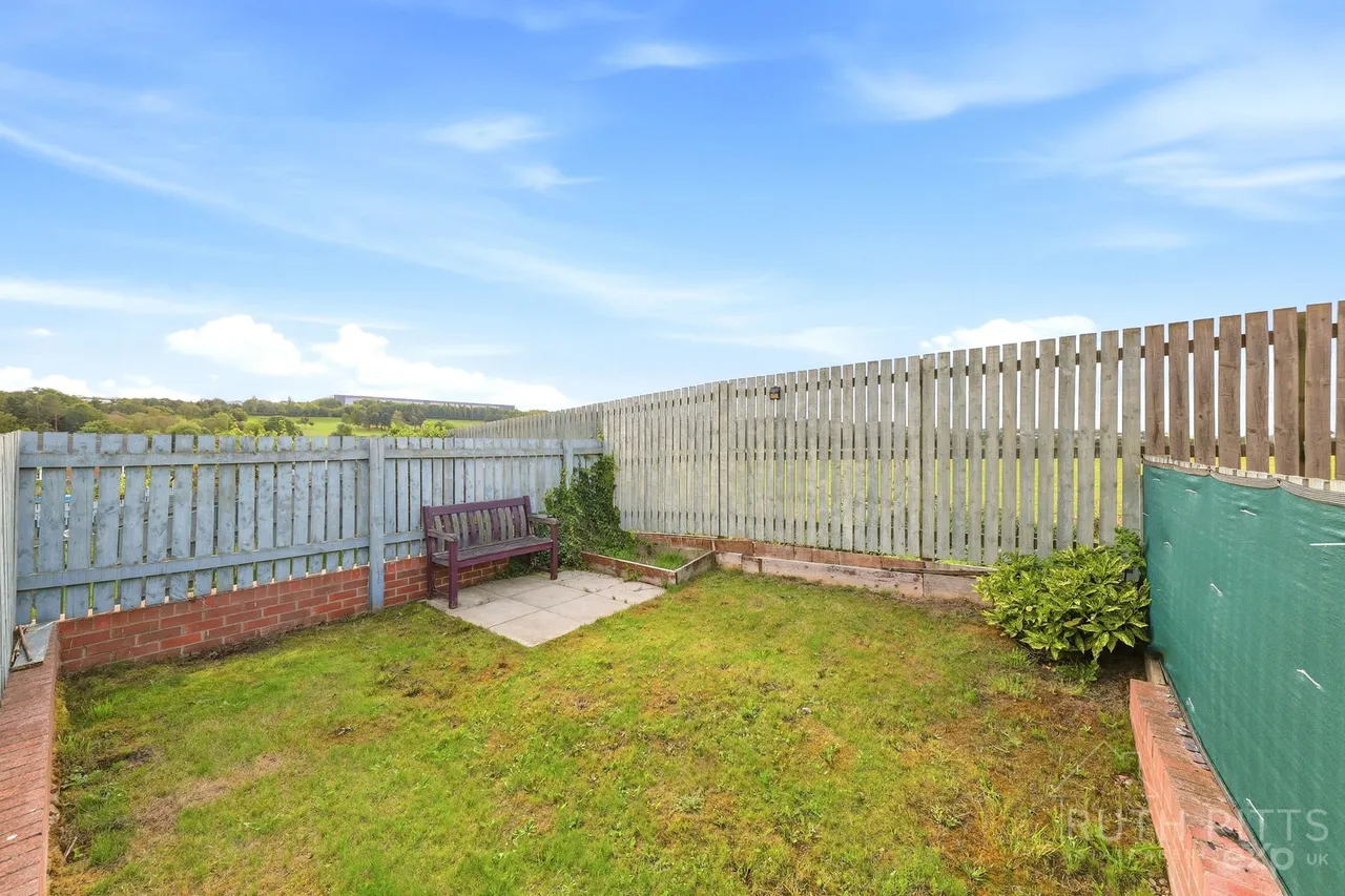 Rhubarb Hill, Wakefield, WF2, photo 20