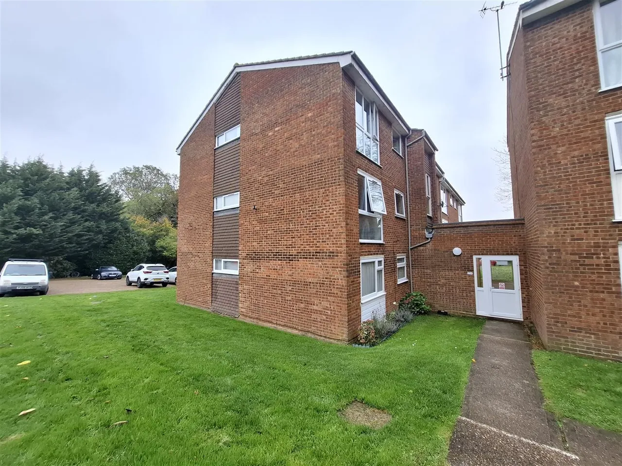 Roydon Court, Hemel Hempstead, HP2, photo 9