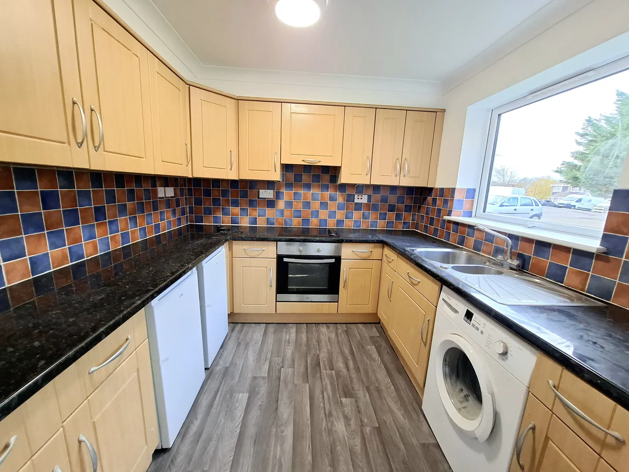 Roydon Court, Hemel Hempstead, HP2, photo 2