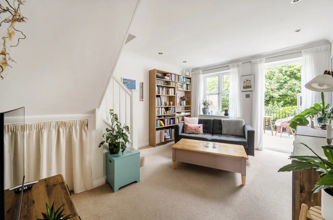 Old Barn View, Godalming, GU7, photo 2