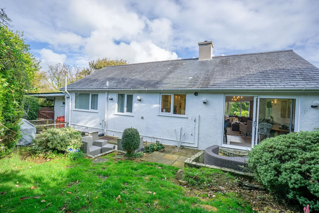 15, Maes Awel, Abersoch, Pwllheli, Gwynedd, LL53 7HS, photo 3