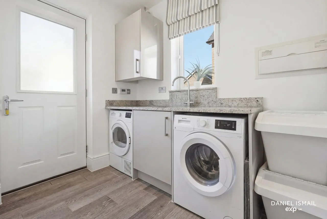 Hammond Close, Langdon Hills, Basildon, SS16 5HJ, photo 7