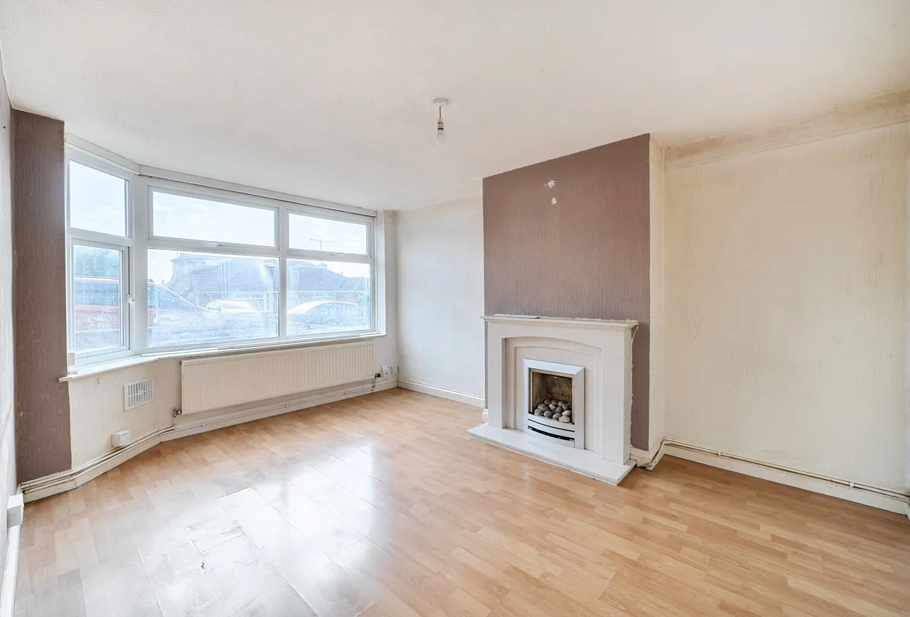 Canterbury Walk, Cheltenham, GL51 3HG, photo 8