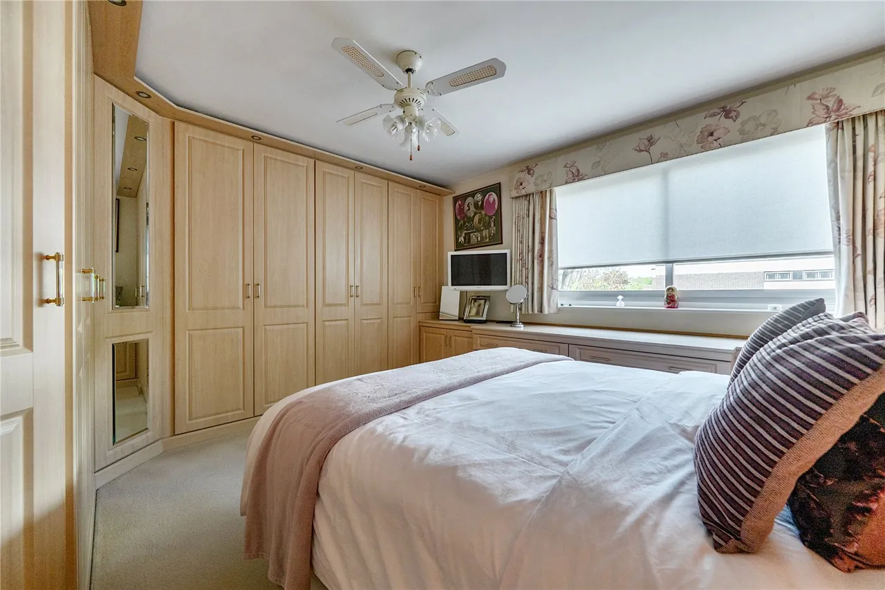 Station Road, New Barnet, EN5 1QY, photo 16