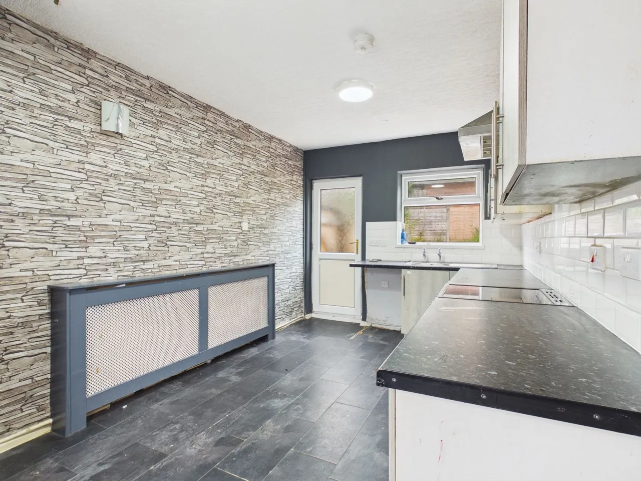 Lanegate, Hyde, SK14, photo 5