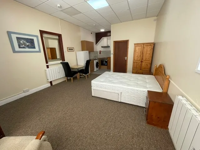 Newport Road, Cardiff, CF24, photo 2