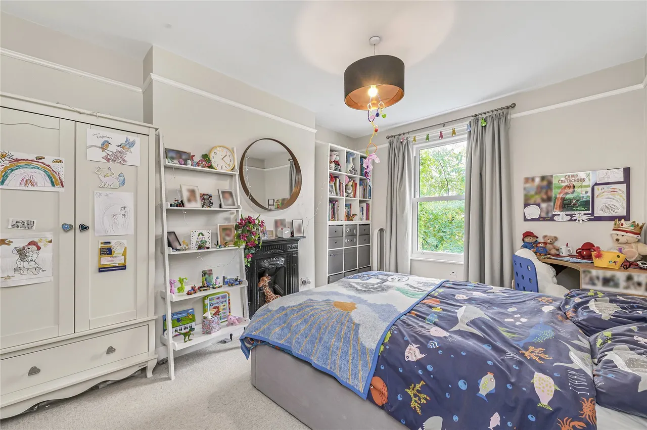 Pretoria Road, London, SW16, photo 7
