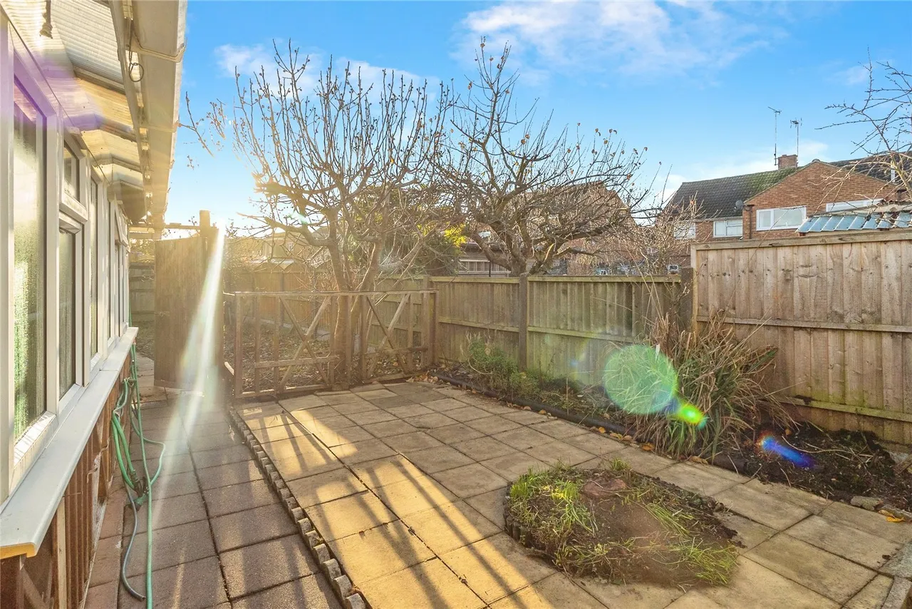 Capshill Avenue, Leighton Buzzard, Bedfordshire, LU7, photo 26
