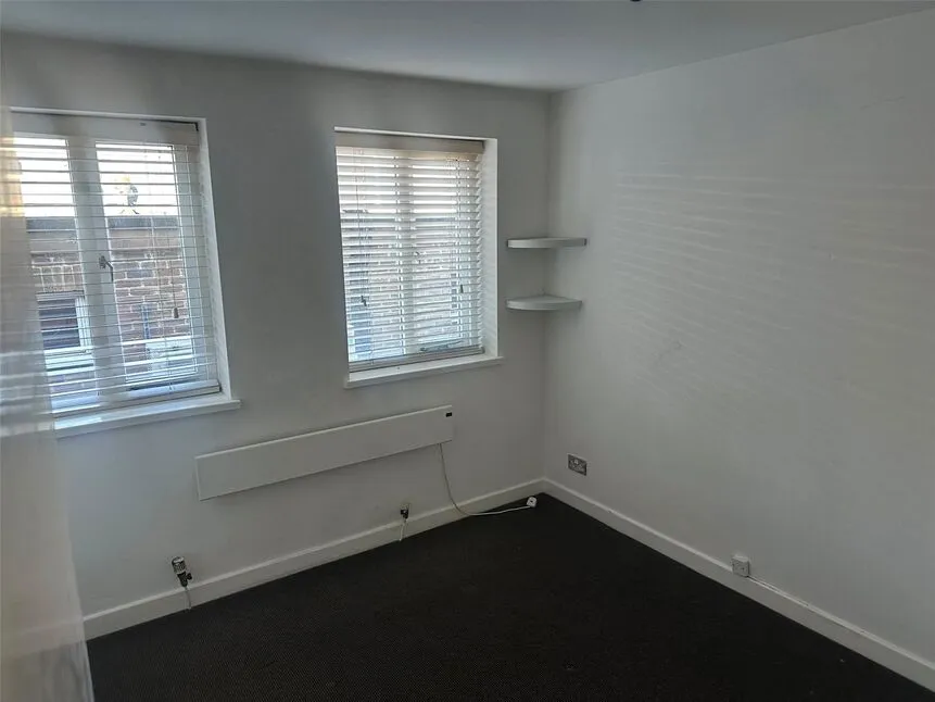 Amberley Place, Windsor, SL4, photo 4