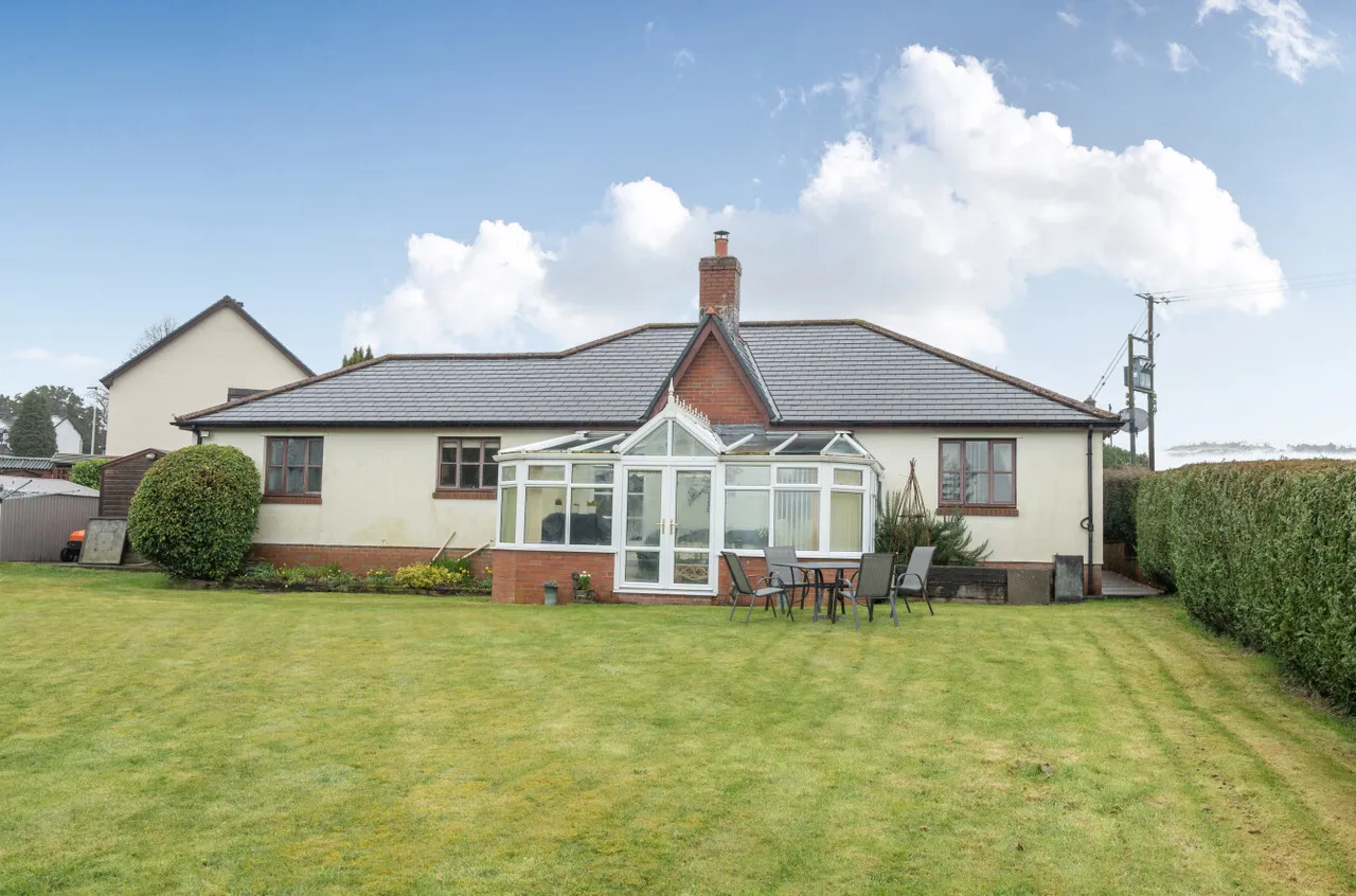 Erw Deg, Llanerfyl, photo 21