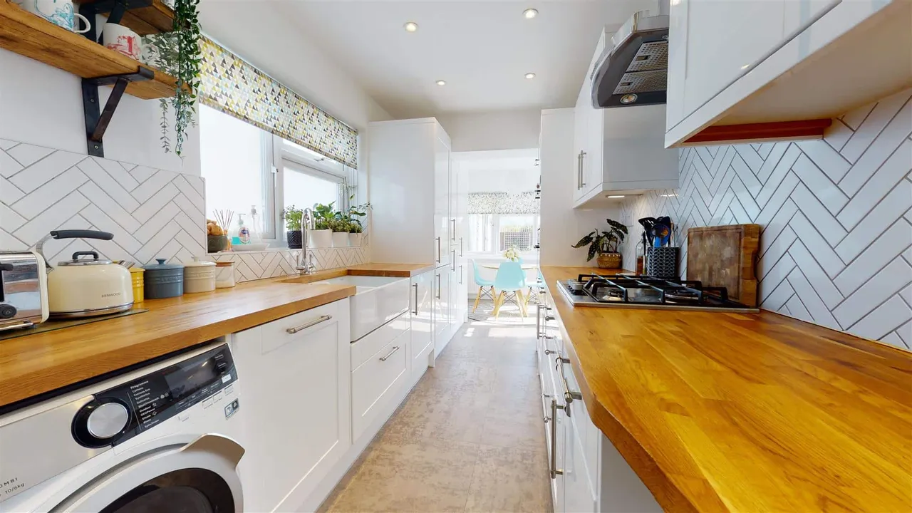 Valley Hill, Loughton, photo 6