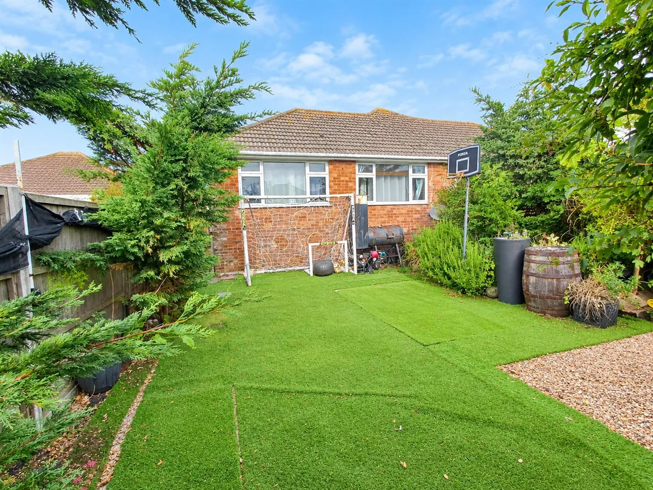 Bramber Avenue, Peacehaven, photo 8