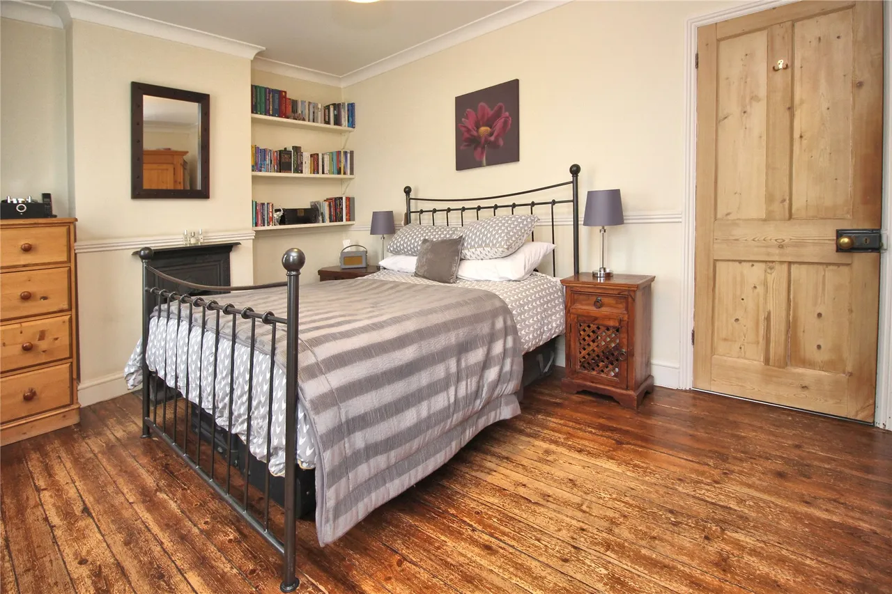 Kingsway, Woking, GU21, photo 6
