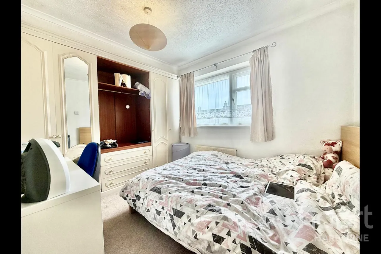 Peach Ley Road, B29, photo 8