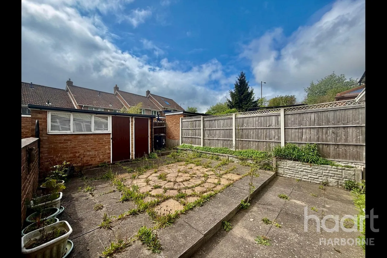 Peach Ley Road, B29, photo 6