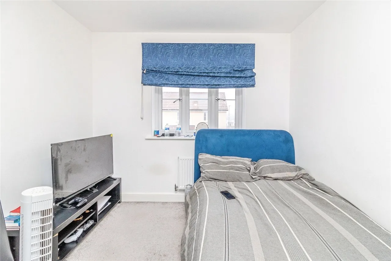Santa Cruz Avenue, Newton Leys, MK3, photo 8
