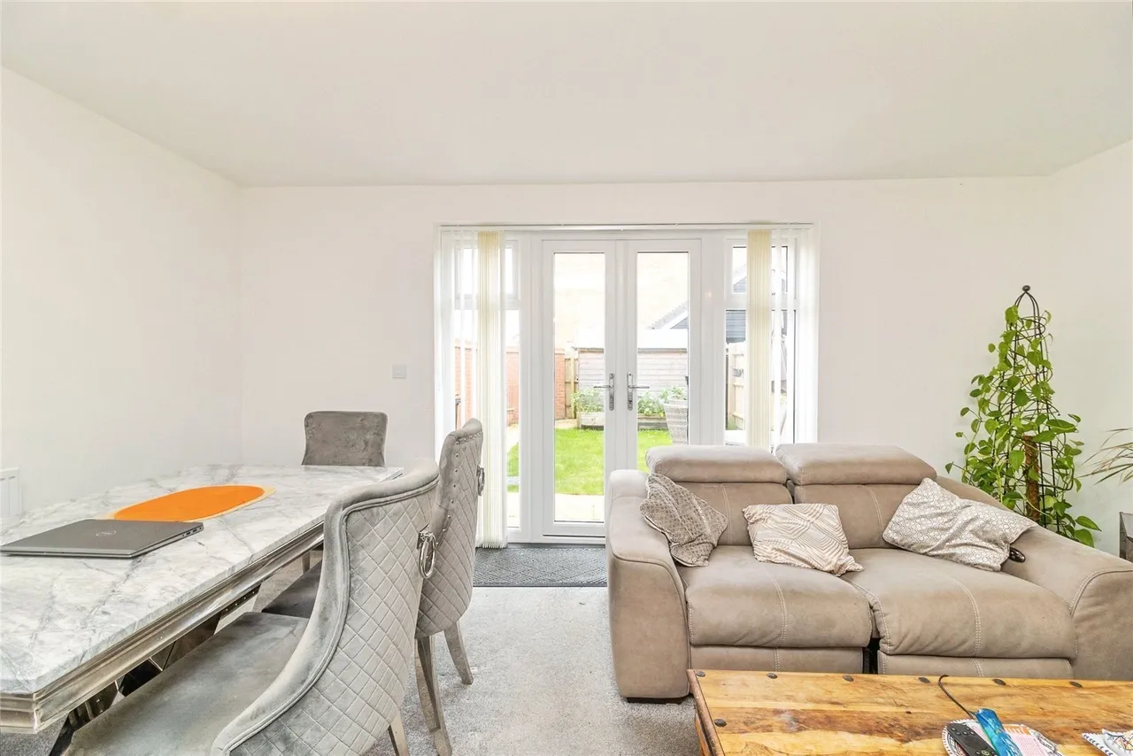 Santa Cruz Avenue, Newton Leys, MK3, photo 6