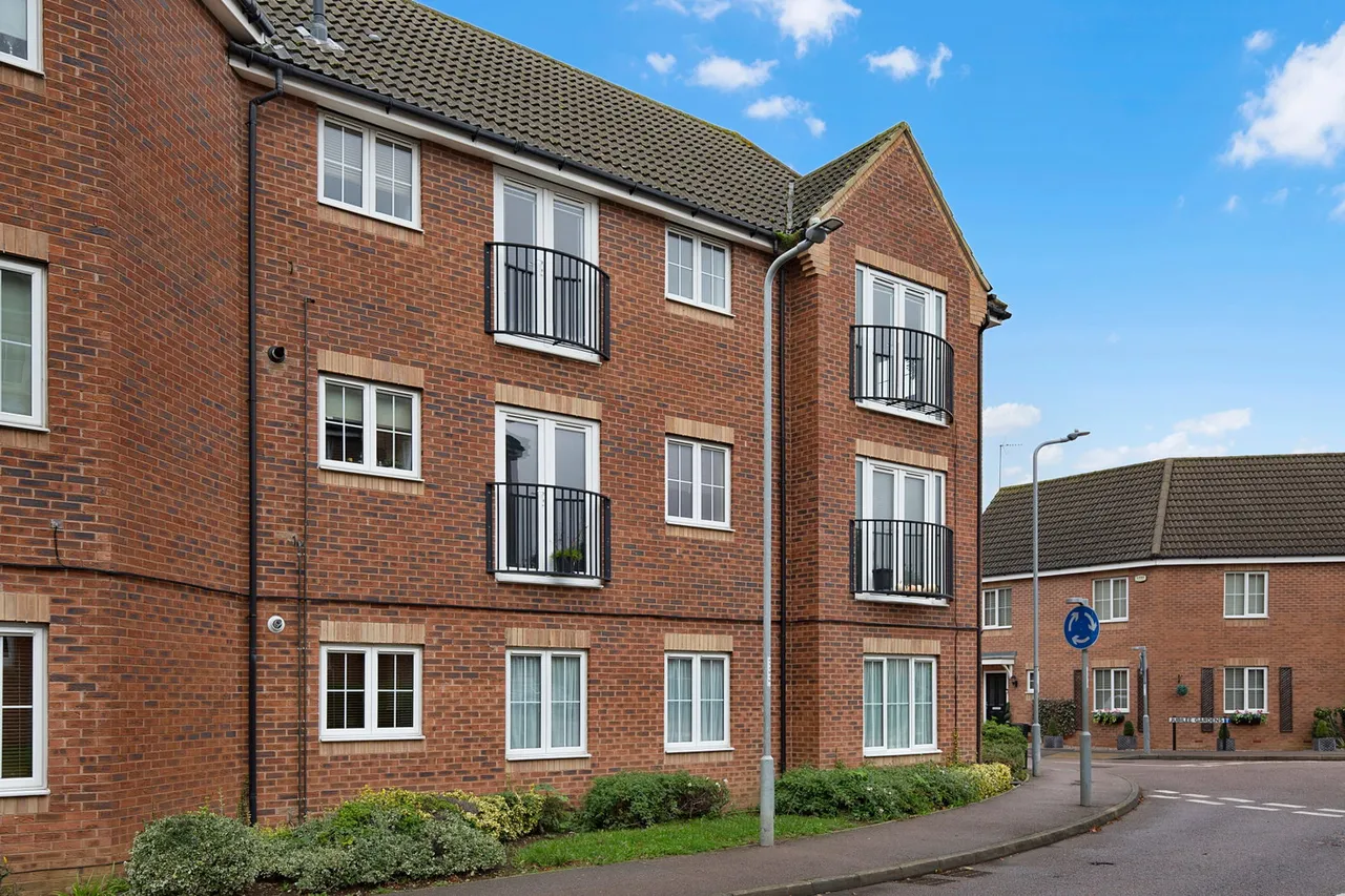 Jubilee Gardens, Rushen, NN10 0NS, photo 6