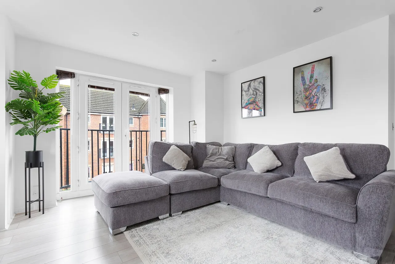 Jubilee Gardens, Rushen, NN10 0NS, photo 9