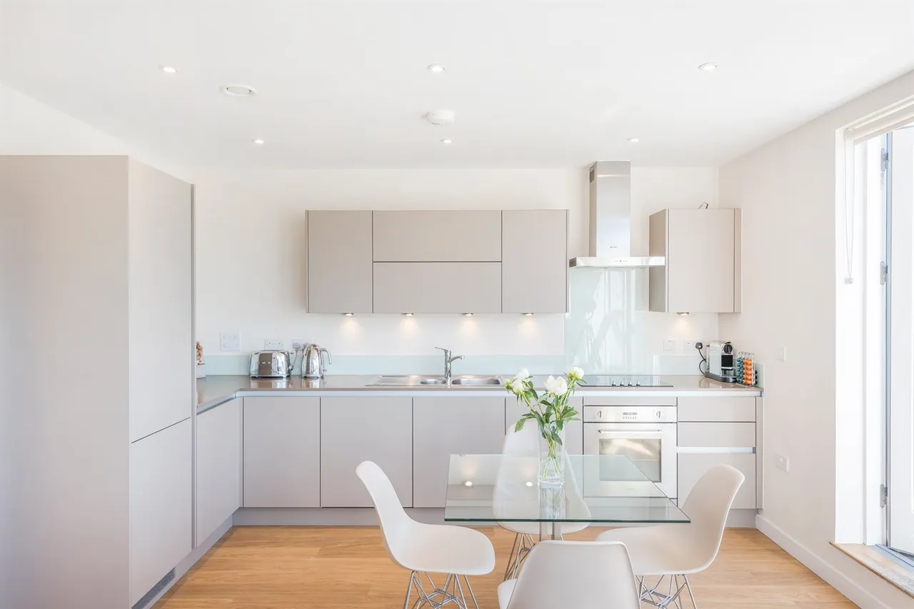 53 Oldridge Road, London, Greater London, SW12 8PP, photo 3