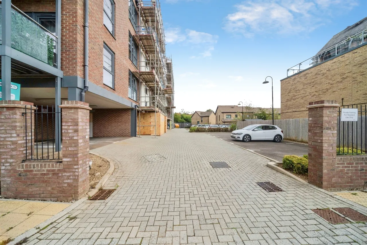 Atlas Way, Oakgrove, MK10, photo 14