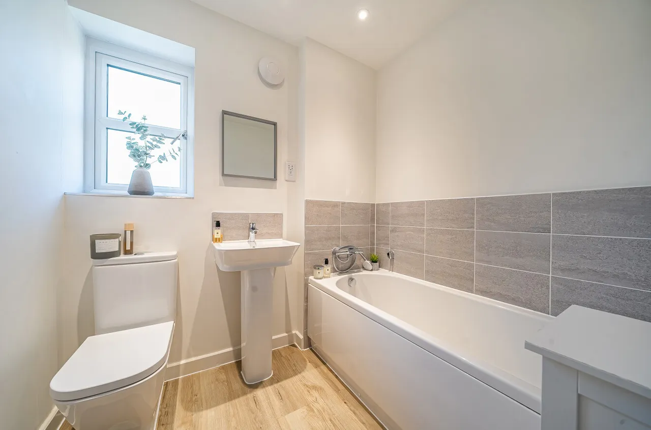 Dragonfly Chase, Sandhurst, Berkshire, GU47 8AE, photo 8