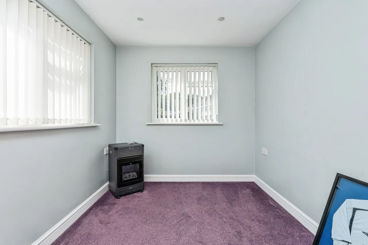 Lockwood Path, Woking, GU21, photo 9
