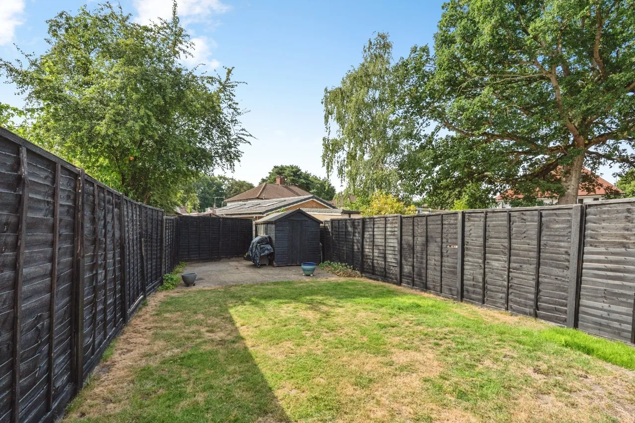 Lockwood Path, Woking, GU21, photo 15