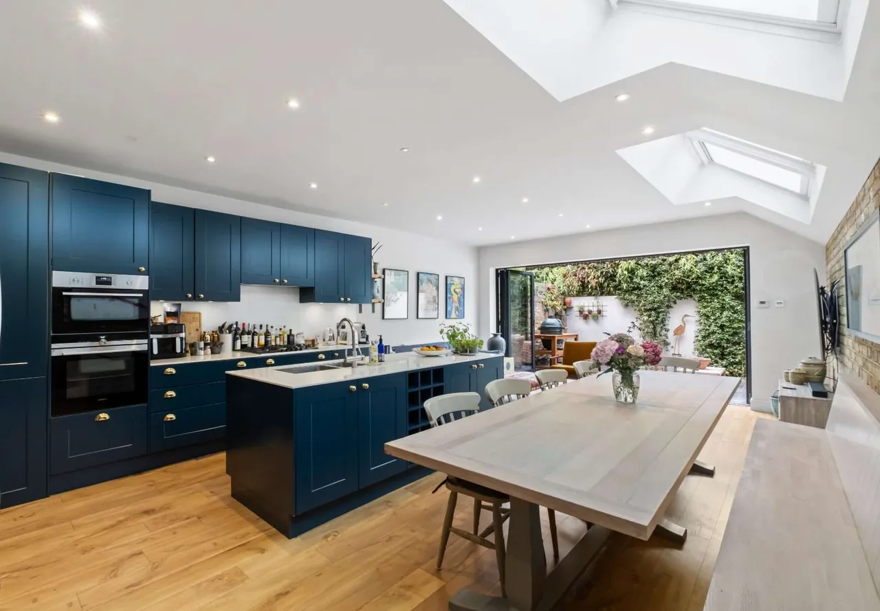 4 bed house for sale — White Hart Lane, London, SW13 0PY