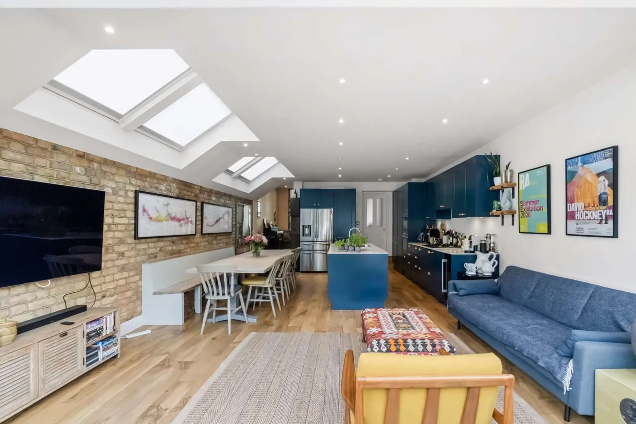 White Hart Lane, London, SW13 0PY, photo 9