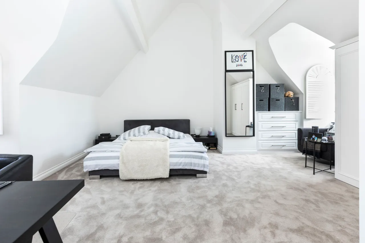 Virginia Water, Surrey, GU25 4SY, photo 11