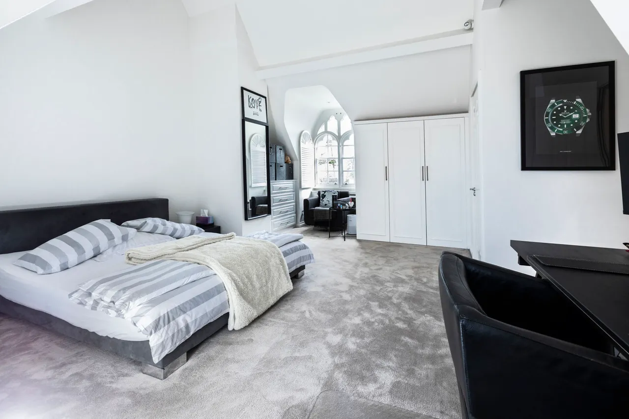 Virginia Water, Surrey, GU25 4SY, photo 13
