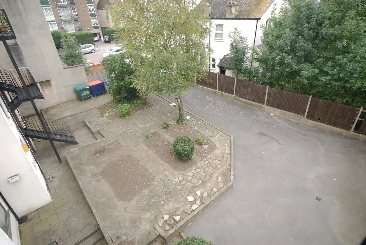 London, SW16, photo 6