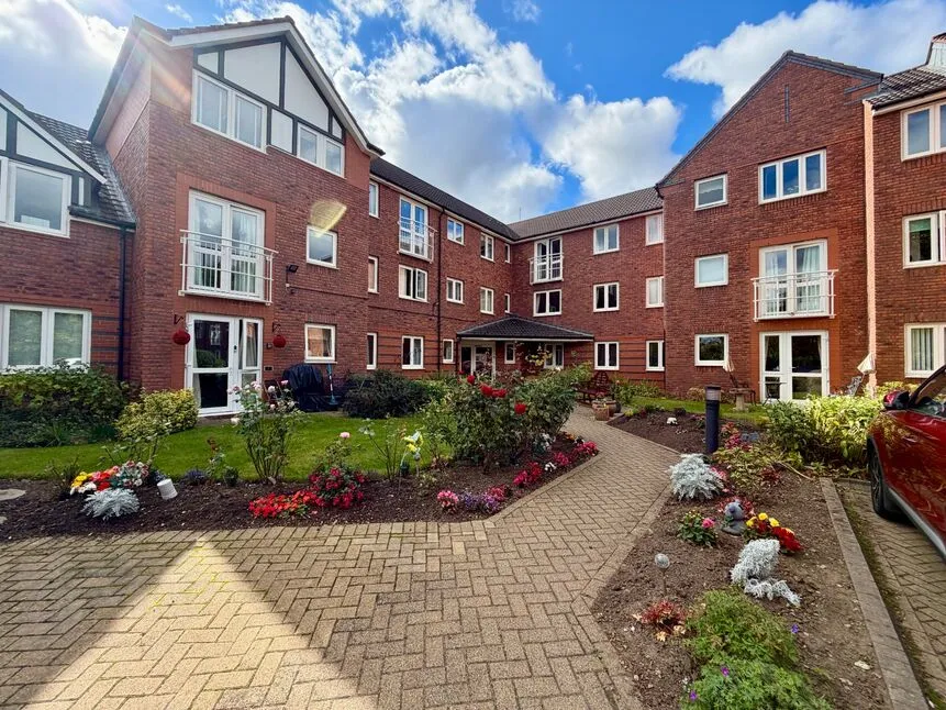 1 bed flat for sale, Highbridge, Gosforth, NE3