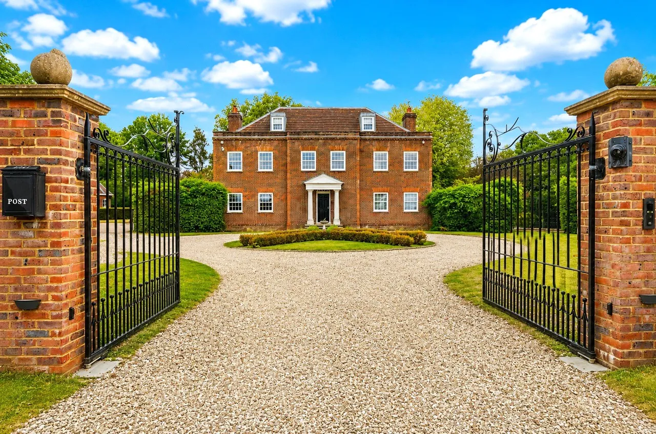 Brimpton Lane, Brimpton, Reading, Berkshire, RG7 4RF, photo 8
