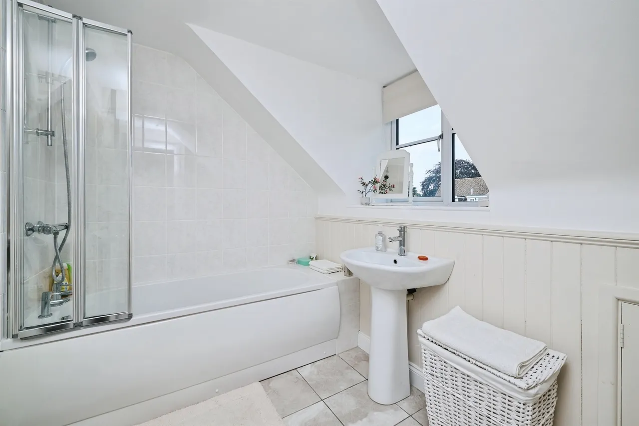 Middle Street, Peterborough, PE8, photo 17