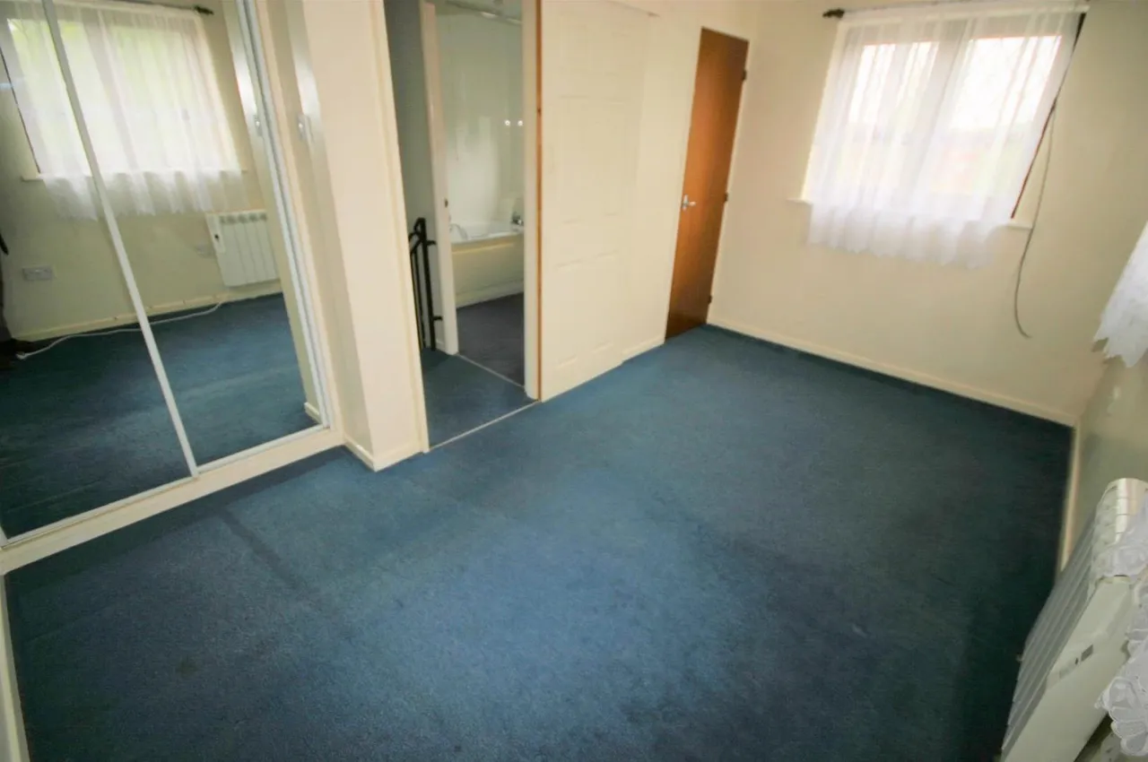 Dexter Close, Barton Hills, Luton, Bedfordshire LU3 4DY, photo 8