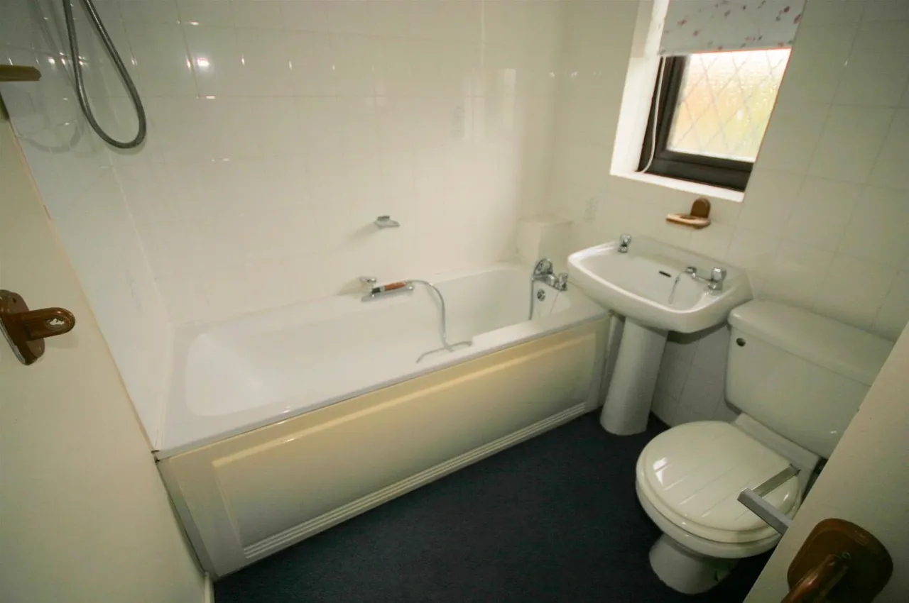 Dexter Close, Barton Hills, Luton, Bedfordshire LU3 4DY, photo 9
