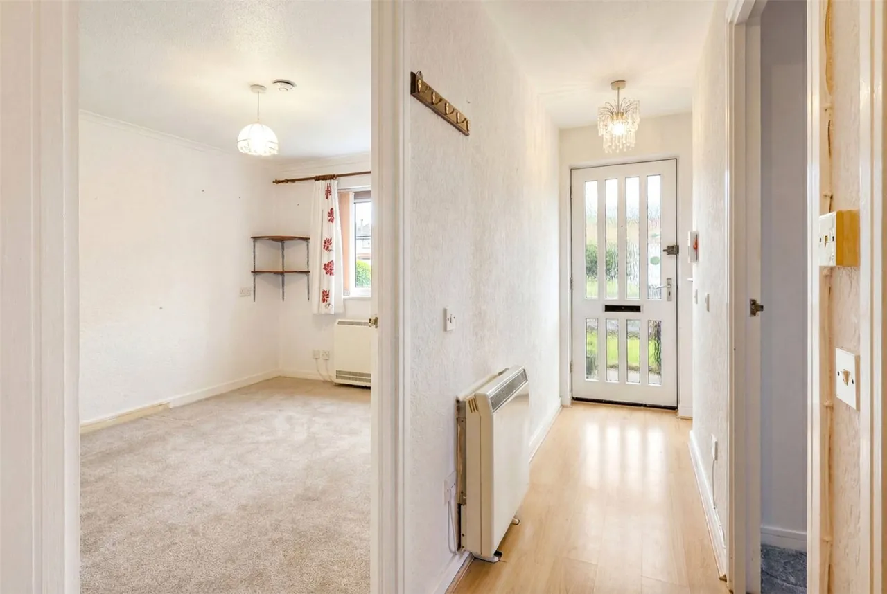 Edwin Arnold Court, Sidcup, DA14, photo 2