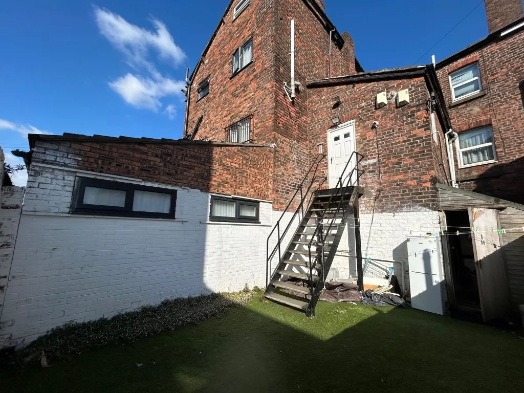 County Road, Liverpool, L4, photo 2