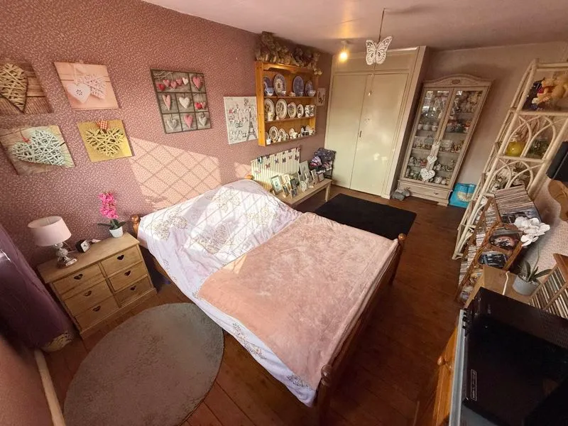 High Street, Wing LU7 0NS, photo 4