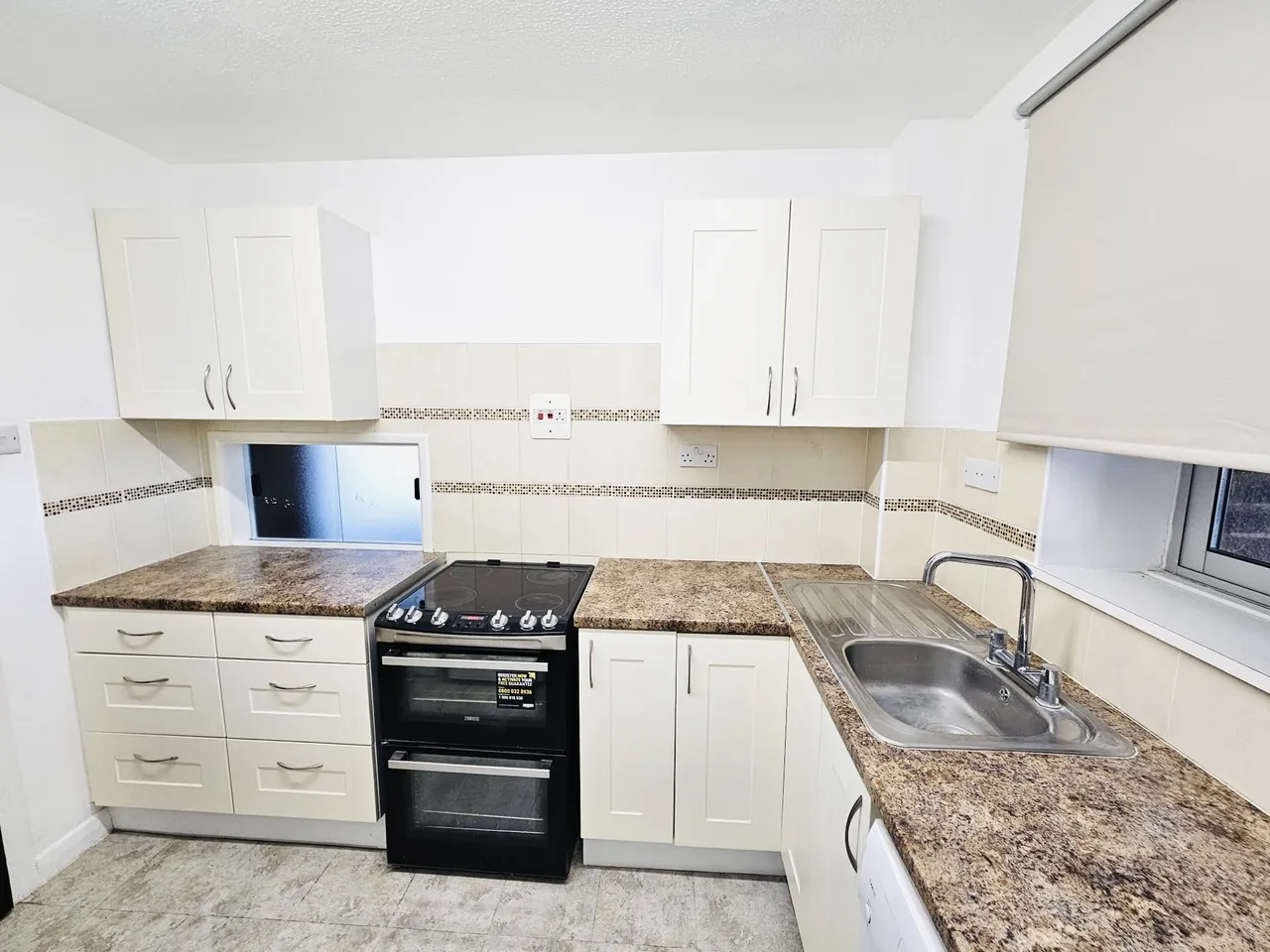Coniston Court, Stonegrove, HA8, photo 5