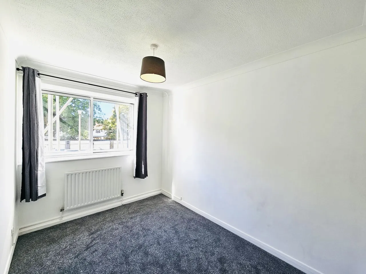 Coniston Court, Stonegrove, HA8, photo 8
