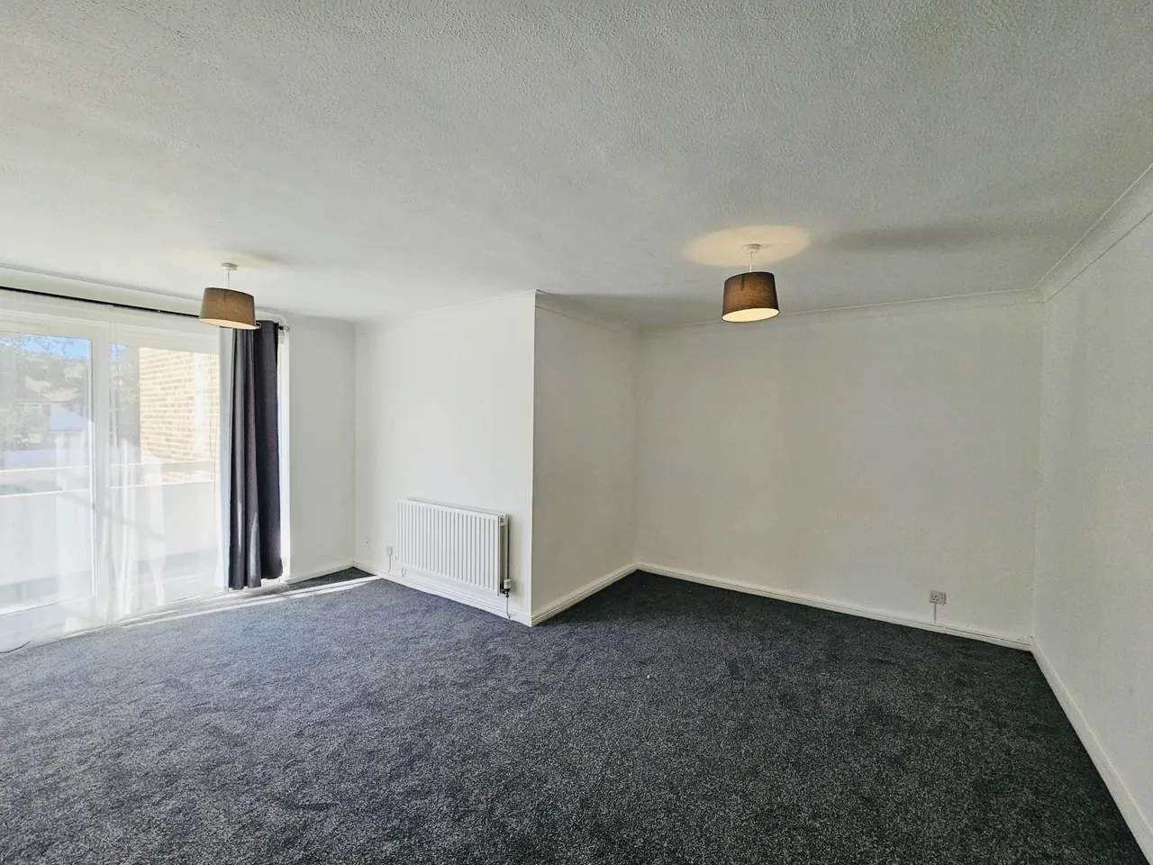 Coniston Court, Stonegrove, HA8, photo 3