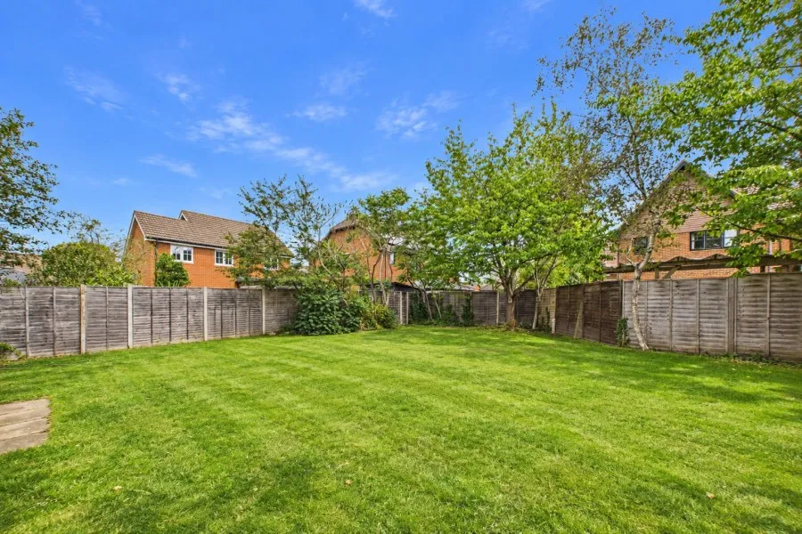 The Fielders, Eversley, RG27, photo 15