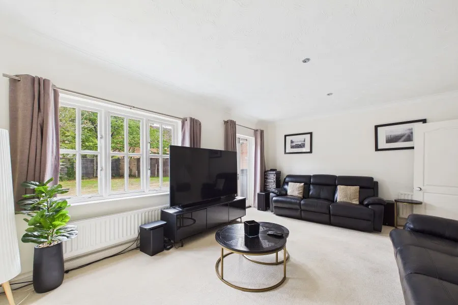 The Fielders, Eversley, RG27, photo 21