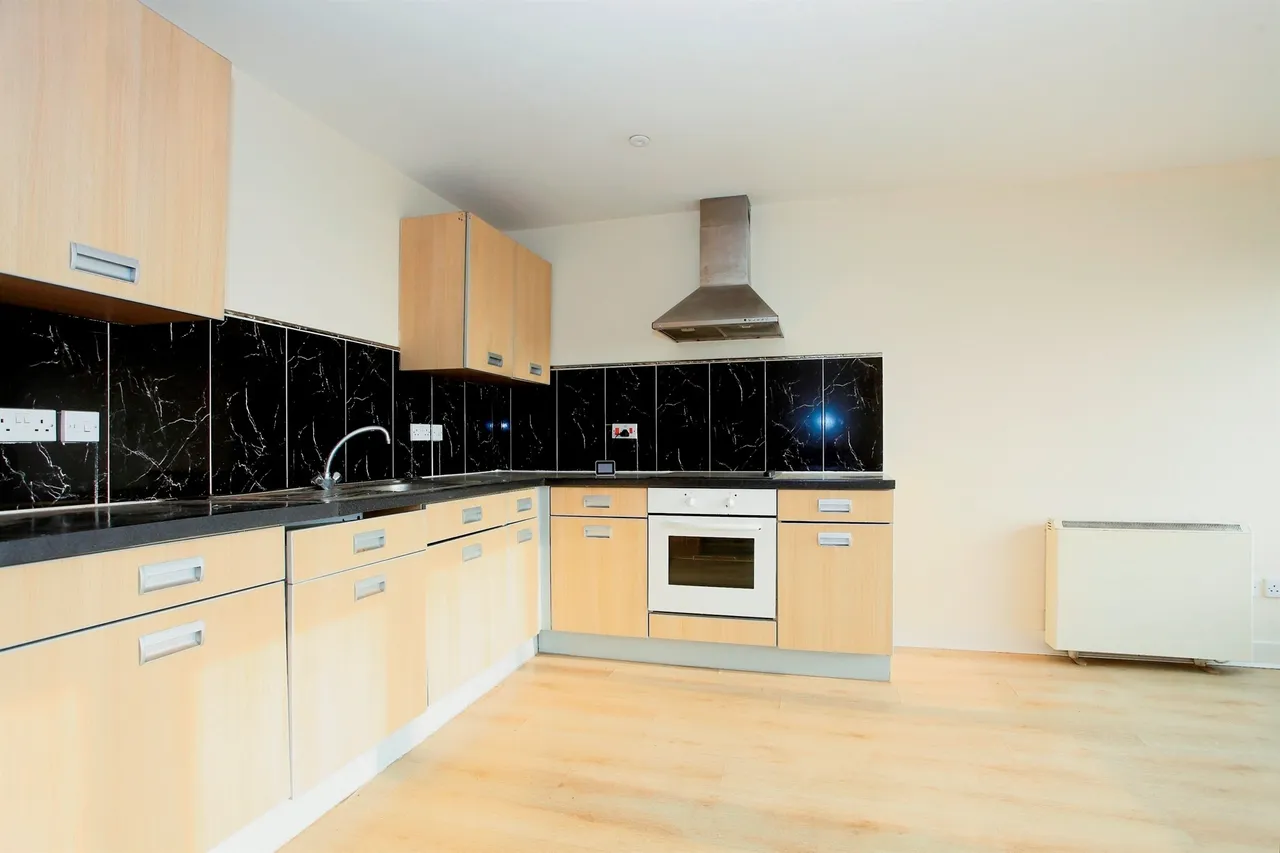 Oundle Road, Peterborough, photo 4
