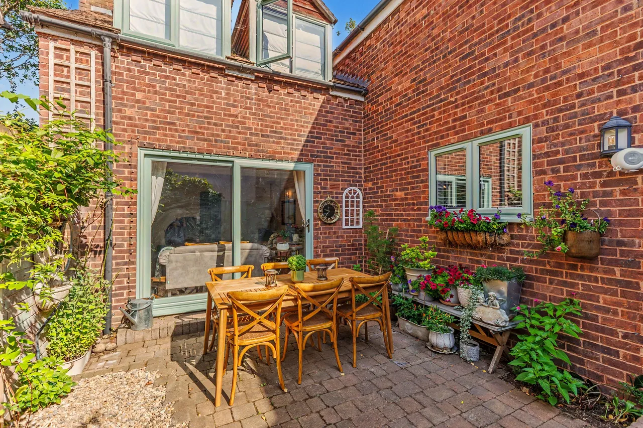 Carters Lane, Tiddington, CV37, photo 42