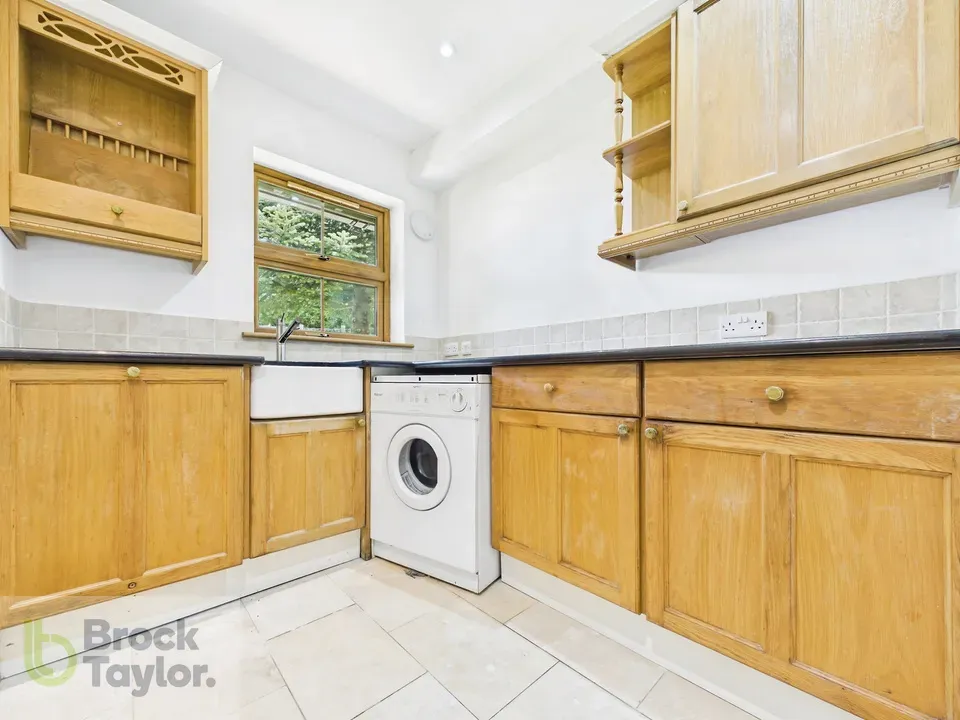 Cowfold Road, Bolney, RH17, photo 15