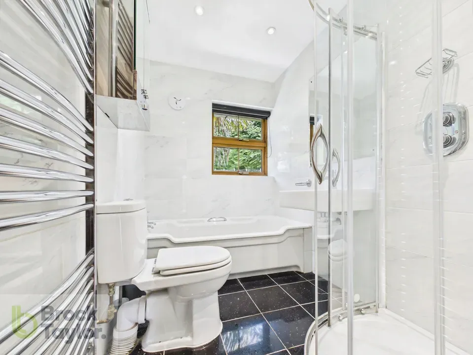 Cowfold Road, Bolney, RH17, photo 16